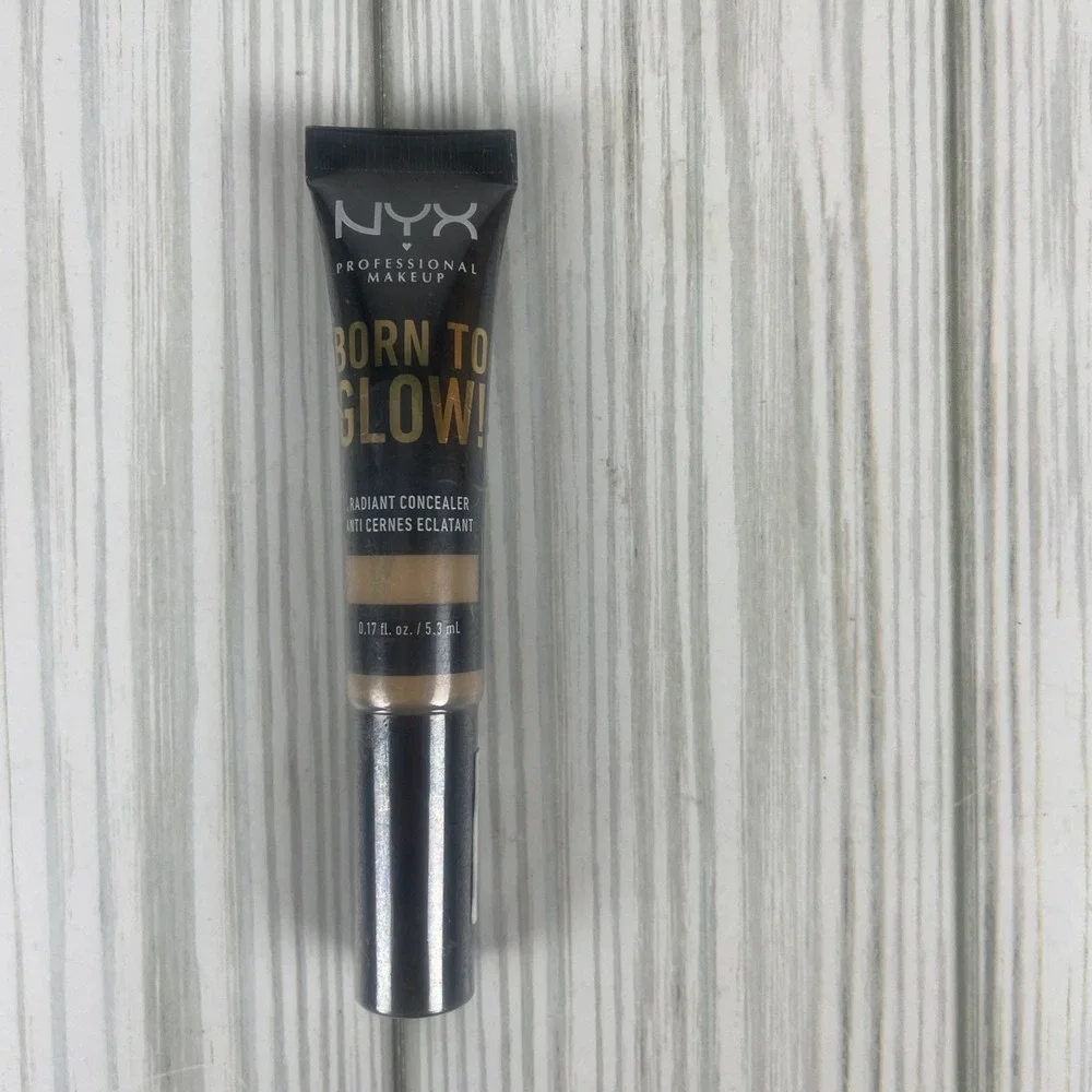 NYX PROFESSIONAL MAKEUP Born To Glow‎ Radiant Concealer- MEDIUM OLIVE BTGC09